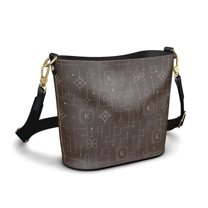 The Élan Bucket Tote